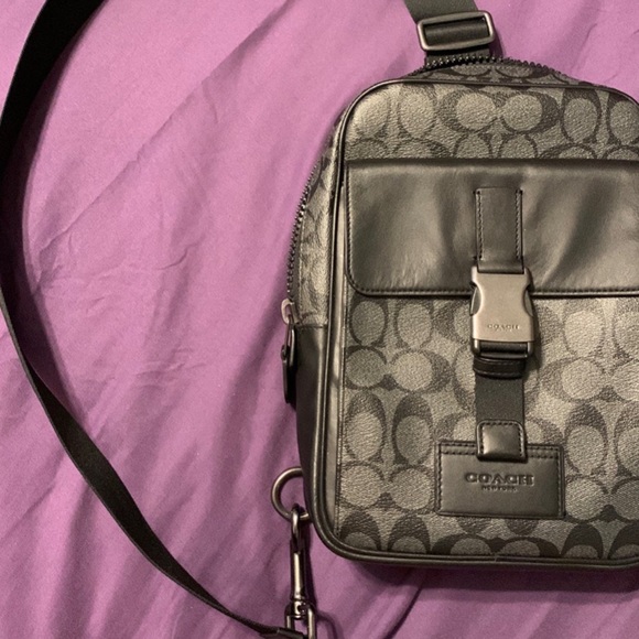 Genuine Coach Bag & Wallet

Smoke and Pet Free Home! 

Purchased for $400 - Picture 2 of 12